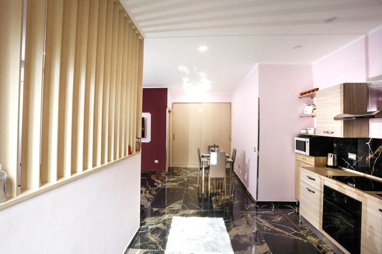 Palepolis Apartment Naples Luaran gambar