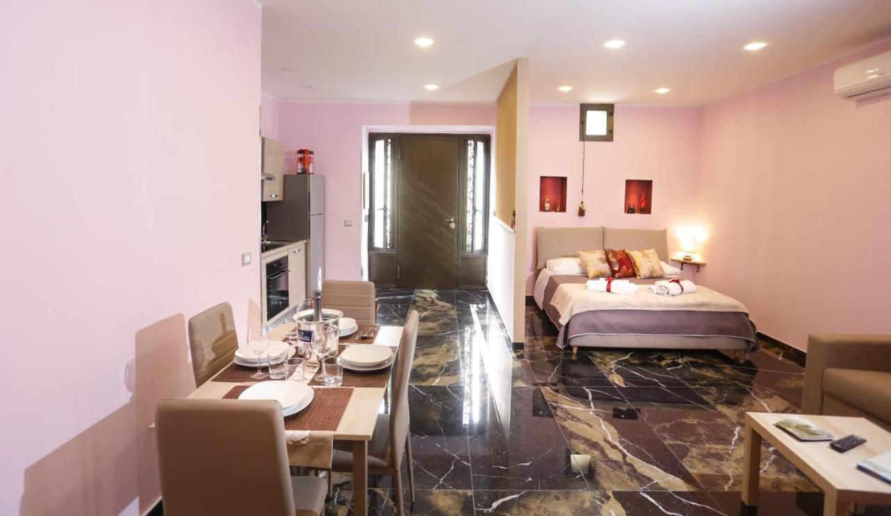 Palepolis Apartment Naples Luaran gambar